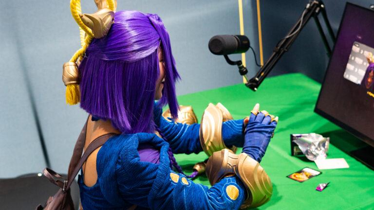 riftbound cosplayers